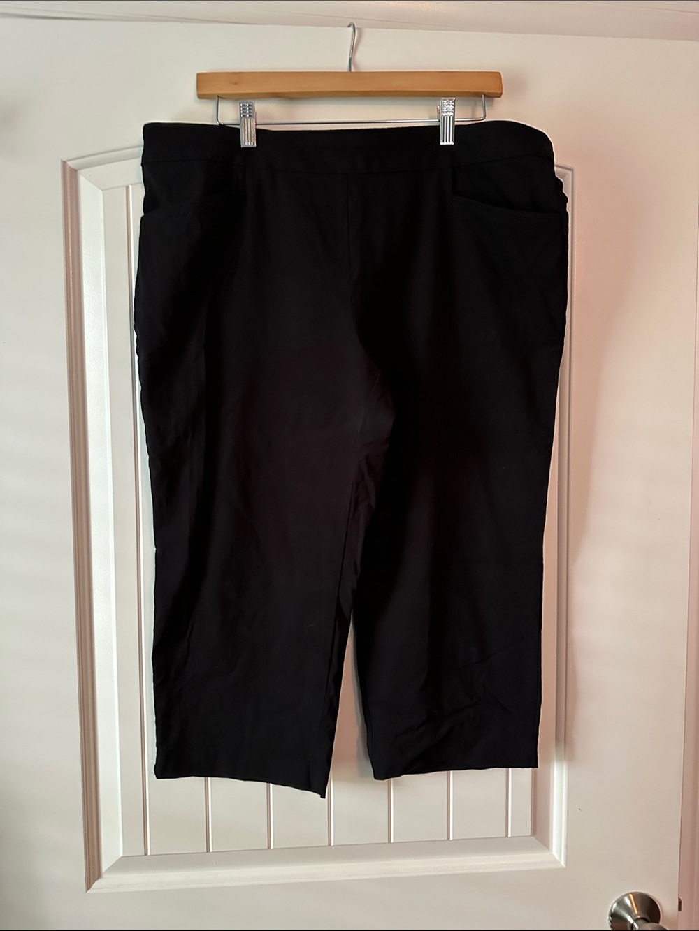 Time and Tru Black Capris